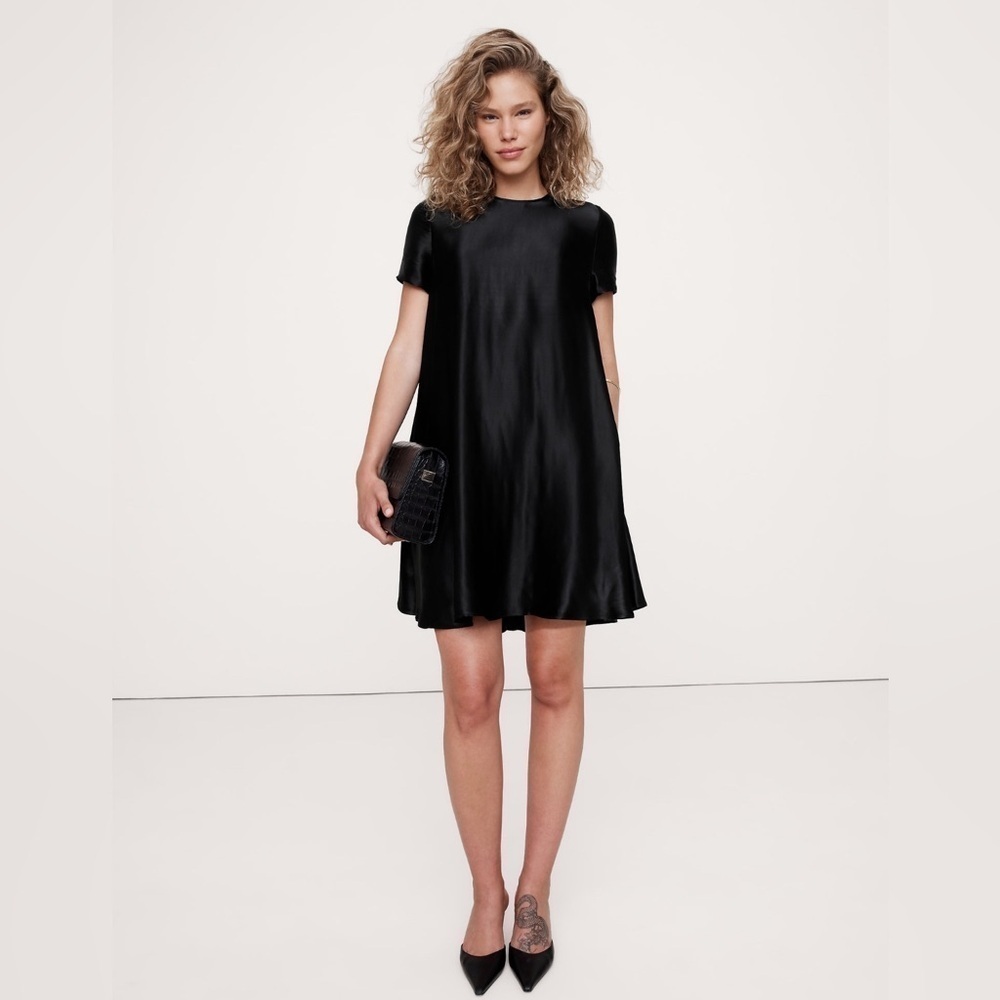 NEW! Banana Republic Black Aurelia Satin Trapeze Mini Dress 🌅6️⃣